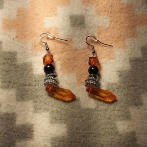 Diamond Bella Handcrafted Fashion earrings.